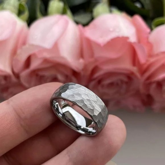 New Hammered Tungsten Rings for Men Women engagement - Picture 3 of 5